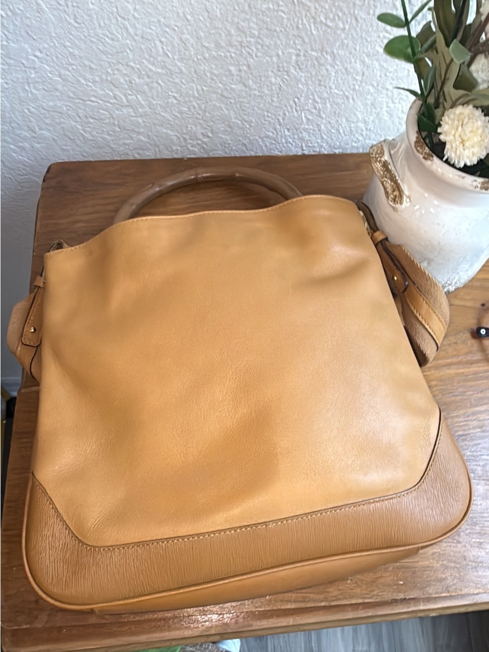 GUCCI calfskin leather shoulder tote bag authenticity included !! - Picture 6 of 15